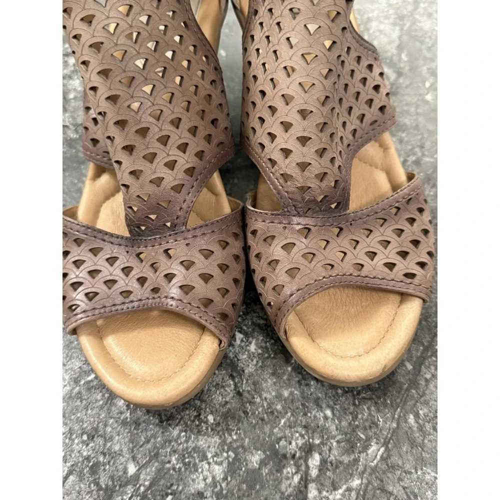 Earth danae leather